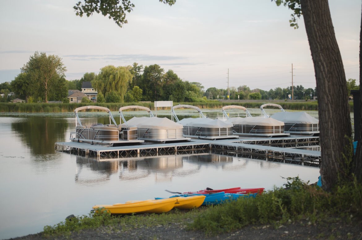 First-time pontoon renter’s guide